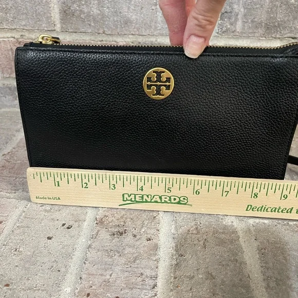 Tory Burch Black Crossbody Bag with Gold Logo - Picture 5 of 14